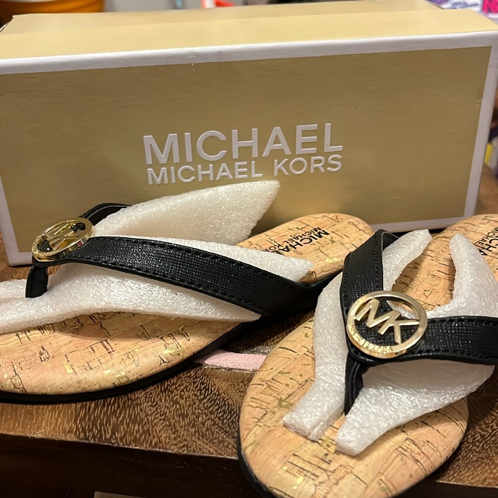 NWT Michael Kors Demi Macie sandal